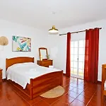 U - Casa Quinta Estacao
