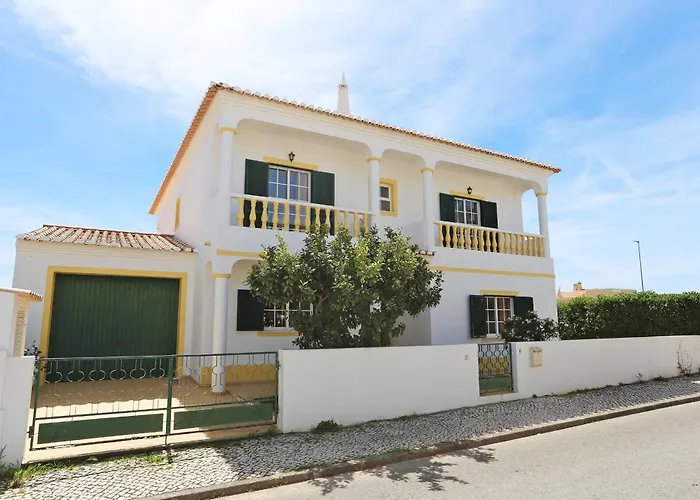 U - Casa Quinta Estacao